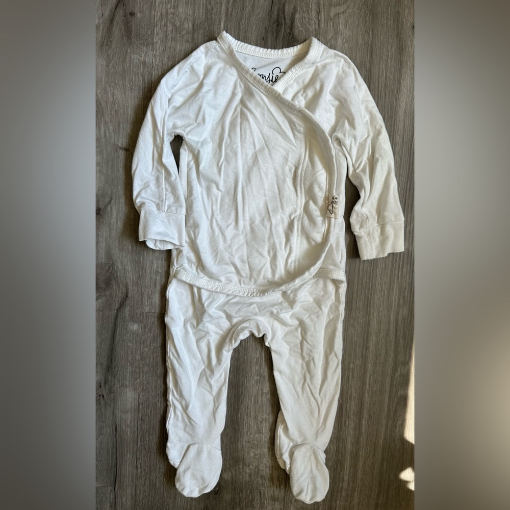 3-6 months Bonsie baby skin to skin